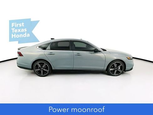 Used 2025 Honda Accord Sport image 10
