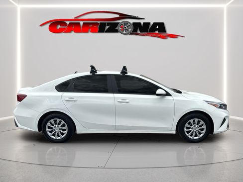 Used 2023 Kia Forte LX FWD image 4