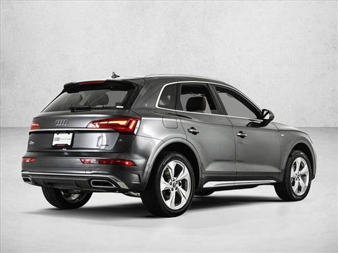Used 2023 Audi Q5 2.0T Premium Plus w/ Premium Plus Package AWD/4WD image 5