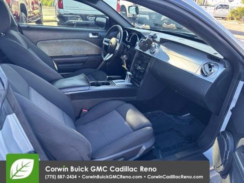 Used 2006 Ford Mustang Coupe RWD image 14
