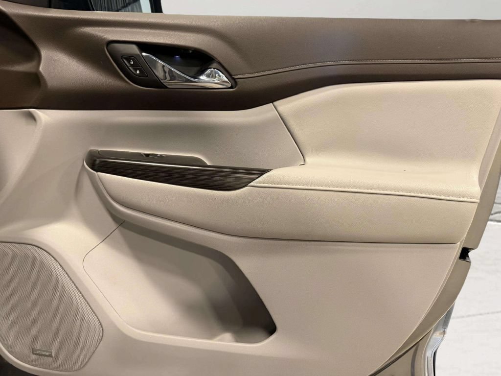 Used 2019 GMC Acadia SLT FWD image 31