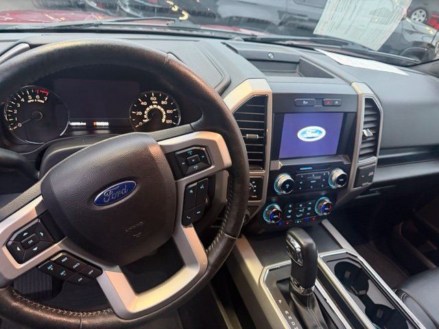 Used 2019 Ford F150 Lariat w/ Equipment Group 502A Luxury AWD/4WD image 3