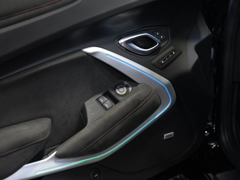 Used 2020 Chevrolet Camaro ZL1 RWD image 25