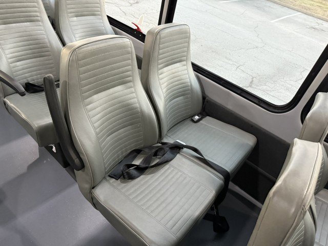 Used 2021 Ford F550 2WD Regular Cab Super Duty image 24