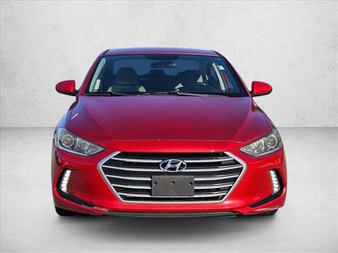 Used 2017 Hyundai Elantra SE w/ SE A/T Tech Package 03 FWD image 2