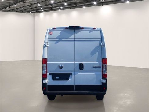 Used 2026 RAM ProMaster 2500 w/ Convenience Group FWD image 6