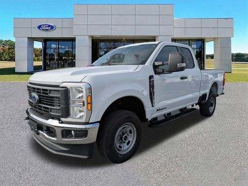 New 2026 Ford F250 XL image 8