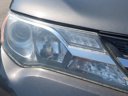 Used 2013 Toyota RAV4 XLE AWD/4WD image 9