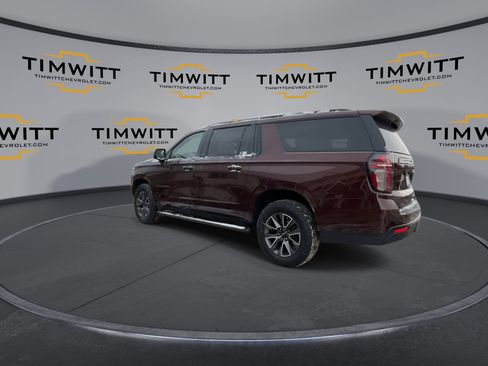 Used 2023 Chevrolet Suburban Z71 w/ Luxury Package image 7