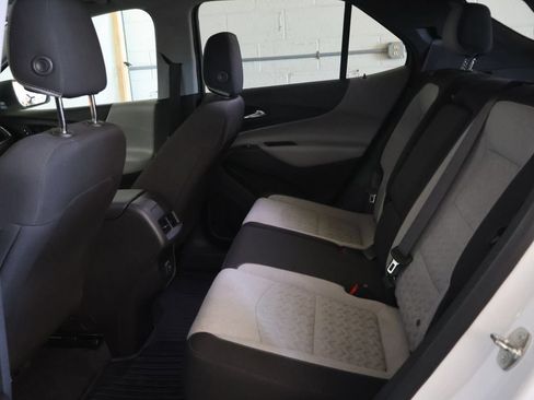 Used 2022 Chevrolet Equinox LS w/ LS Convenience Package FWD image 14