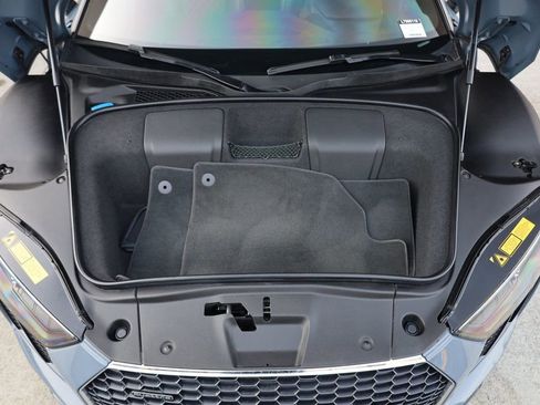 Used 2020 Audi R8 V10 w/ Carbon Exterior Package image 15