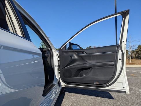 Used 2023 Toyota Camry XSE image 52