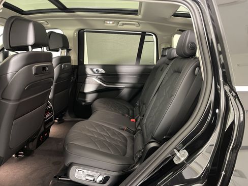 Used 2026 BMW X7 xDrive40i image 14