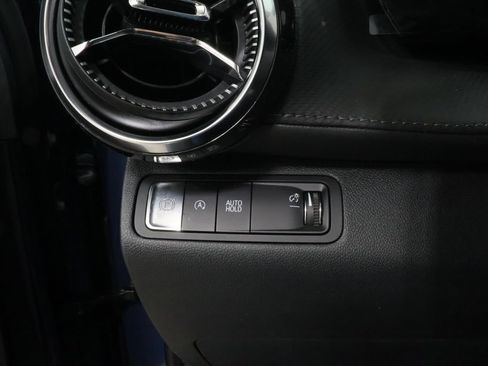 New 2026 Chevrolet Equinox LT FWD image 18