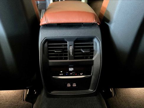 Used 2024 BMW M3 Competition w/ Executive Package image 33