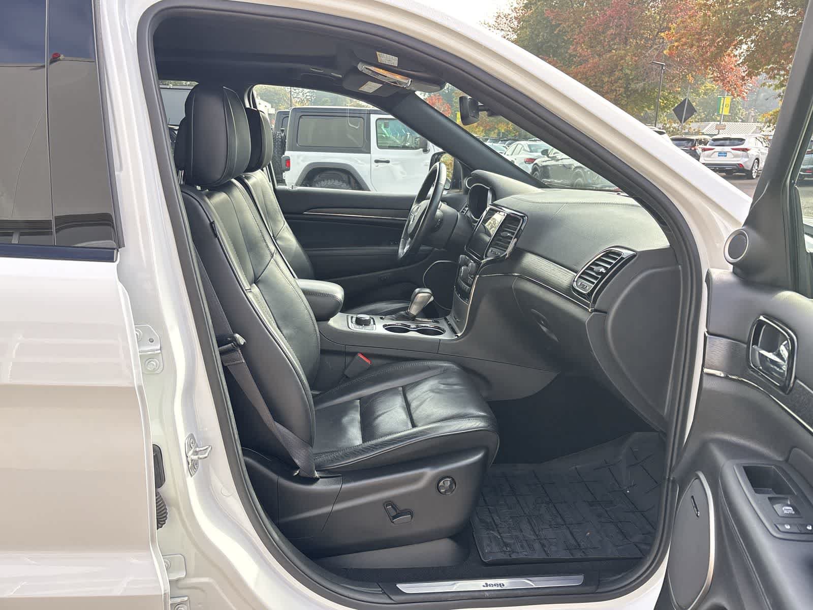 Certified 2019 Jeep Grand Cherokee High Altitude AWD/4WD image 9