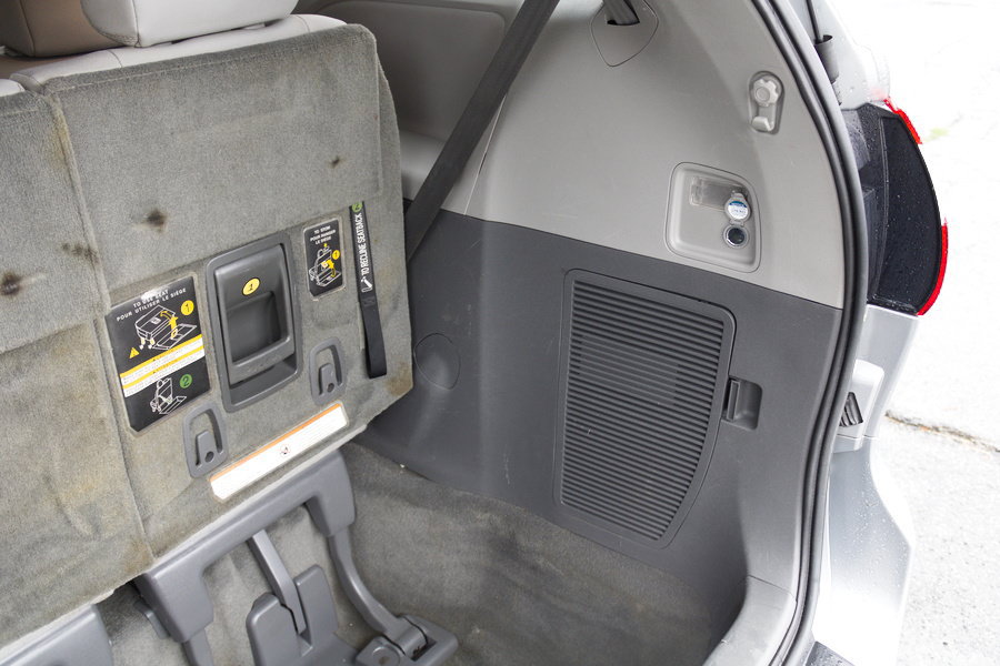 Used 2016 Toyota Sienna XLE FWD image 30