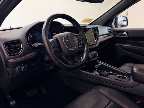 Used 2025 Dodge Durango GT AWD/4WD image 11