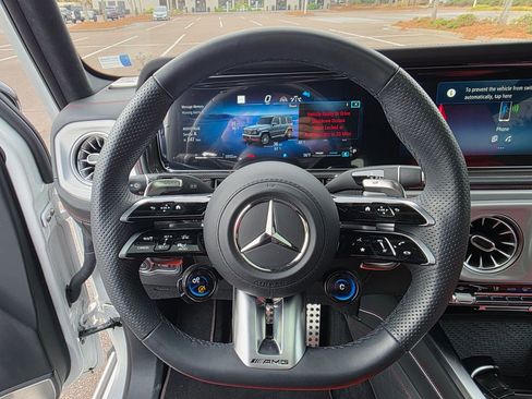Used 2025 Mercedes-Benz G 63 AMG 4MATIC image 25