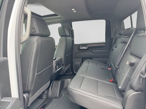New 2026 GMC Sierra 3500 Denali w/ Denali Reserve Package AWD/4WD image 13