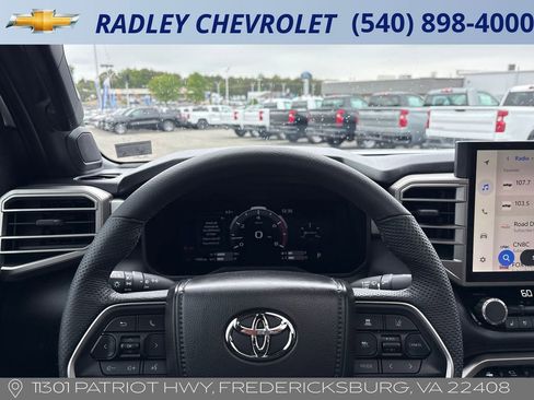 Used 2025 Toyota Tundra Limited w/ TRD Off-Road Package AWD/4WD image 11