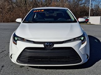 Used 2023 Toyota Corolla LE video 2