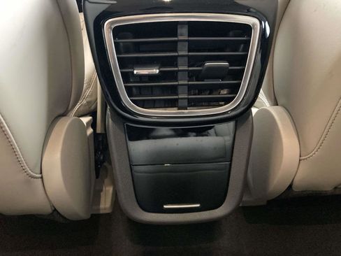 Certified 2021 Lincoln Nautilus Standard w/ Equipment Group 101A image 18