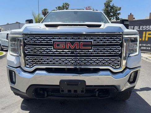 Used 2022 GMC Sierra 3500 SLE w/ SLE Convenience Package AWD/4WD image 10
