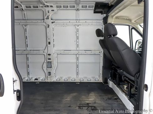 Used 2023 RAM ProMaster 2500 FWD image 15