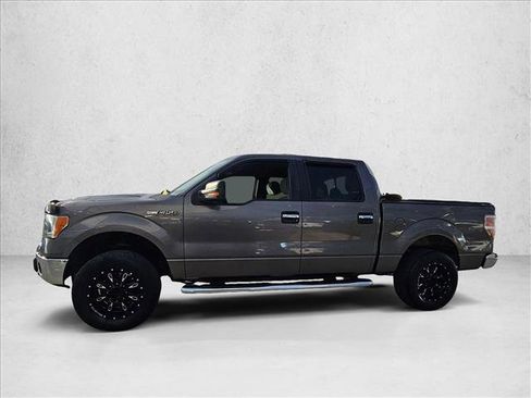 Used 2014 Ford F150 XLT w/ Equipment Group 302A Luxury image 8