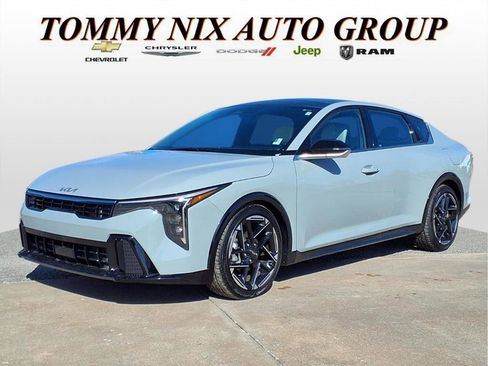 Used 2025 Kia K4 GT-Line w/ GT-Line Premium Package image 1