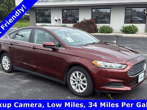 Used 2015 Ford Fusion S FWD image 1