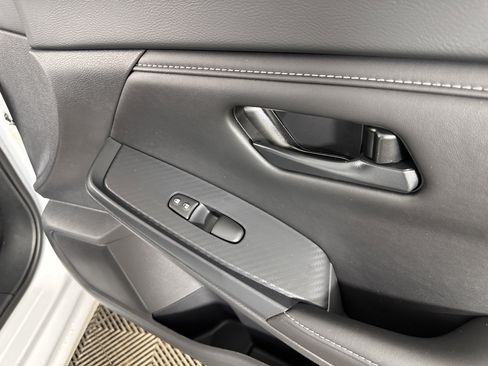 New 2025 Nissan Sentra S image 38