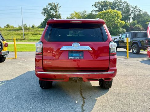 Used 2014 Toyota 4Runner Limited AWD/4WD image 4