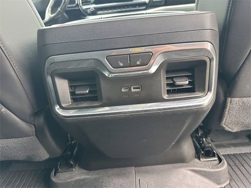 Used 2023 Chevrolet Silverado 1500 LTZ image 9
