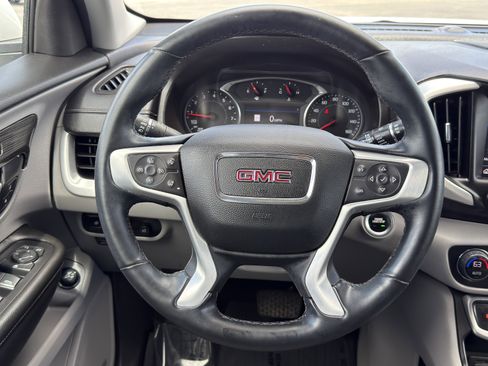 Used 2024 GMC Terrain SLT w/ Infotainment Package II AWD/4WD image 33