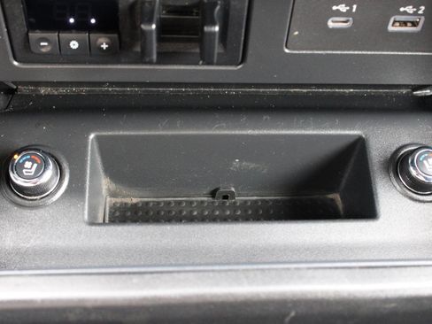 Used 2021 Nissan Titan PRO-4X w/ Pro-4x Convenience Package AWD/4WD image 53