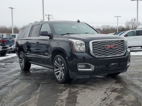Used 2019 GMC Yukon XL Denali w/ Denali Ultimate Package image 1
