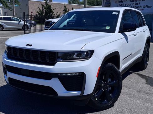 New 2026 Jeep Grand Cherokee Limited AWD/4WD image 3