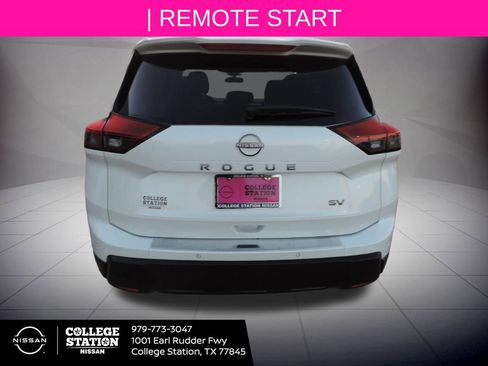 Certified 2024 Nissan Rogue SV image 5