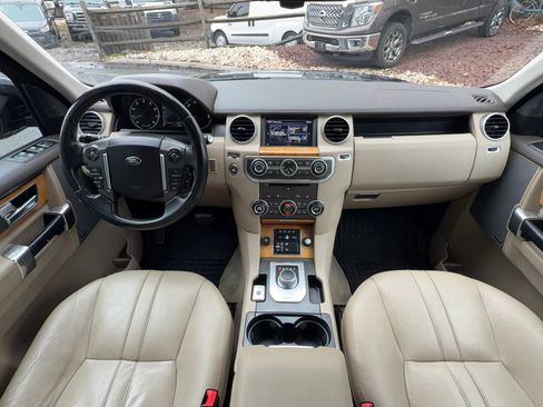 Used 2016 Land Rover LR4 HSE Silver Edition image 25