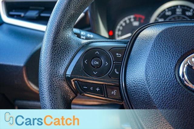 Used 2020 Toyota Corolla LE FWD image 23