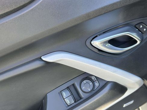 Used 2021 Chevrolet Camaro LT w/ RS Package image 15