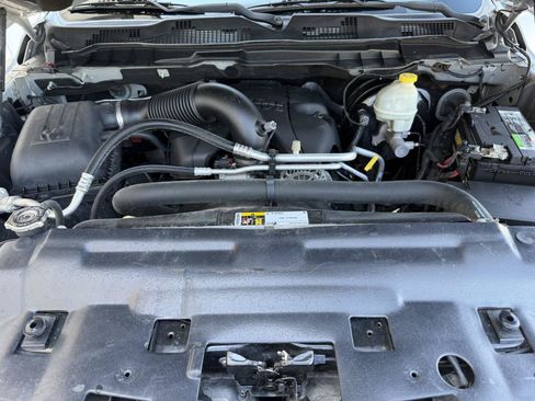 Used 2016 RAM 1500 Classic SLT RWD image 34