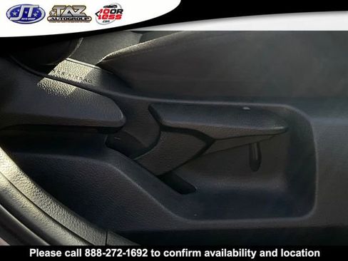 Used 2019 Toyota Camry LE image 15