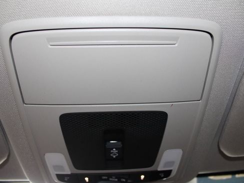Used 2023 Honda CR-V EX-L image 37