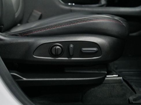 Used 2023 Chevrolet Traverse RS w/ LPO, Floor Liner Package AWD/4WD image 43