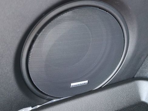 Used 2025 Subaru Outback Onyx Edition image 14