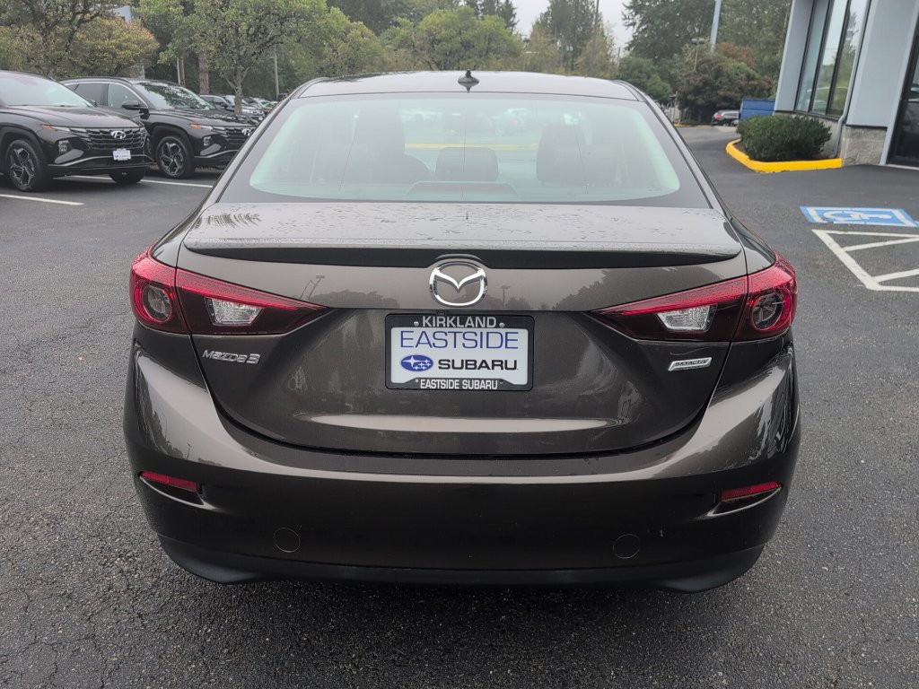 Used 2016 MAZDA MAZDA3 i Grand Touring FWD image 3
