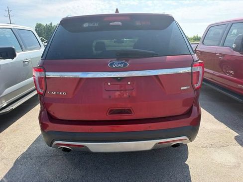 Used 2016 Ford Explorer Limited w/ Equipment Group 301A AWD/4WD image 9